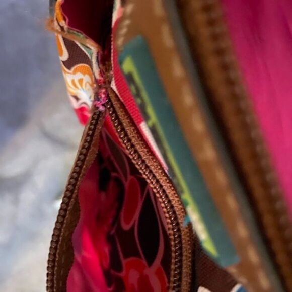 Lily Bloom ECO Friendly Floral Print Messenger Crossbody bag - Picture 7 of 8